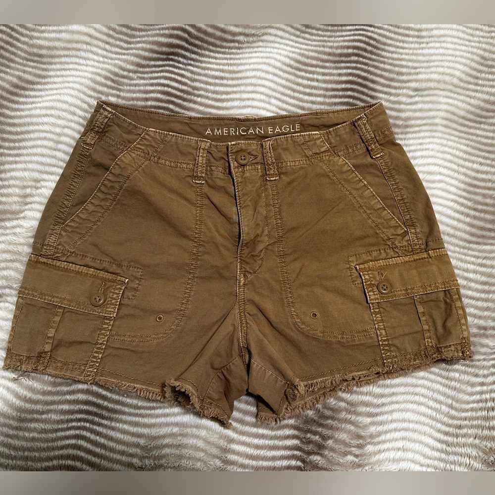 American Eagle 90’s Boyfriend Shorts